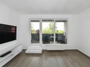 Pronájem bytu 2+kk, Praha - Uhříněves, Saturnova, 45 m2