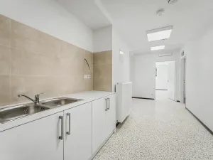 Pronájem komerční, Praha - Lysolaje, Kovárenská, 82 m2