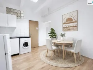 Pronájem bytu 1+1, Praha - Vršovice, Gruzínská, 24 m2