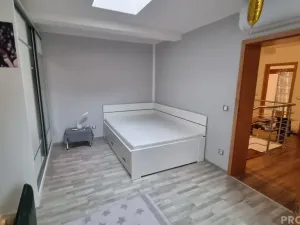Pronájem rodinného domu, Rohatec, 210 m2