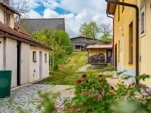 Prodej rodinného domu, Hrusice, Náves, 245 m2