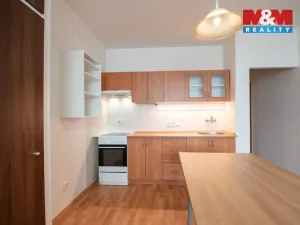 Pronájem bytu 2+kk, Hradec Králové - Třebeš, třída Edvarda Beneše, 50 m2