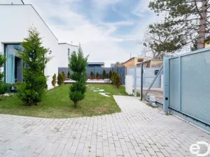 Prodej rodinného domu, Pohořelice, 139 m2