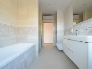Pronájem bytu 4+kk, Poděbrady, Dr. Kryšpína, 114 m2