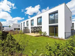 Prodej rodinného domu, Praha - Horní Měcholupy, U hostivařského nádraží, 231 m2