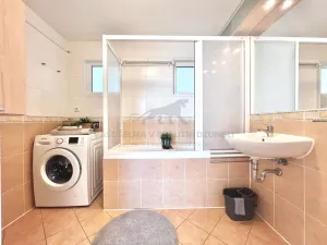 Prodej bytu 4+kk, Praha - Vysočany, Skloněná, 116 m2