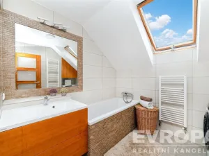 Prodej rodinného domu, Kunčice pod Ondřejníkem, 234 m2