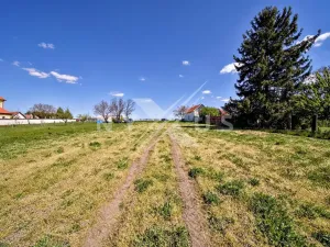 Prodej pozemku pro bydlení, Chleby, Průběžná, 2030 m2