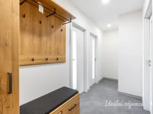 Pronájem bytu 3+kk, Praha - Krč, Hurbanova, 52 m2