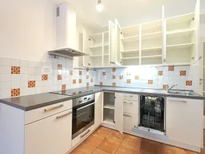 Prodej bytu 2+1, Praha - Holešovice, U měšťanského pivovaru, 86 m2
