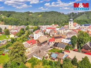 Prodej rodinného domu, Úpice, Poděbradova, 141 m2