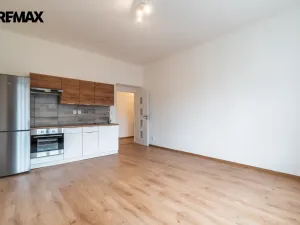 Prodej bytu 2+kk, Praha - Záběhlice, Záběhlická, 51 m2