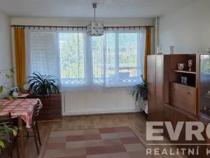 Prodej rodinného domu, Velký Osek, Smetanova, 198 m2