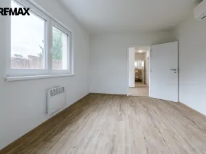Pronájem kanceláře, Úvaly, Maroldova, 70 m2