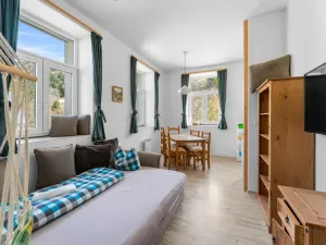 Prodej bytu 1+kk, Desná, Údolní, 29 m2