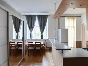 Pronájem bytu 1+kk, Praha - Strašnice, Kralická, 30 m2