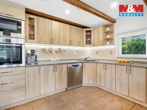 Prodej rodinného domu, Rynoltice, 224 m2
