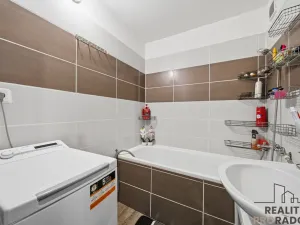 Prodej bytu 3+1, Hodonín, Šumná, 68 m2