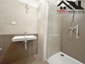 Pronájem bytu 2+kk, Jaroměř, Josefa Šímy, 57 m2