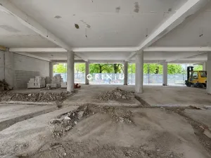 Prodej obchodního prostoru, Kroměříž, Slovanské náměstí, 320 m2