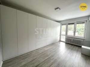 Pronájem bytu 2+kk, Hodonín, Erbenova, 50 m2