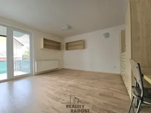Pronájem bytu 1+kk, Hodonín, Příční, 28 m2