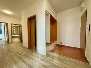 Pronájem bytu 3+kk, Modřice, Přízřenická, 74 m2