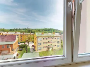 Prodej bytu 2+kk, Úštěk, Sídliště pionýrů, 40 m2