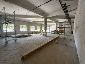 Prodej obchodního prostoru, Kroměříž, Slovanské náměstí, 183 m2