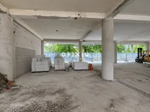 Pronájem obchodního prostoru, Kroměříž, Slovanské náměstí, 350 m2