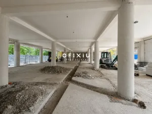 Pronájem obchodního prostoru, Kroměříž, Slovanské náměstí, 135 m2