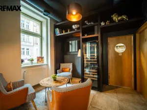 Pronájem restaurace, Praha - Smíchov, Zborovská, 185 m2