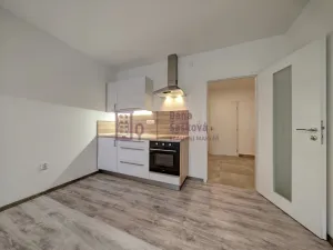 Pronájem bytu 2+kk, Jindřichův Hradec - Jindřichův Hradec II, Nádražní, 58 m2