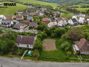 Prodej pozemku pro bydlení, Doubravy, 736 m2