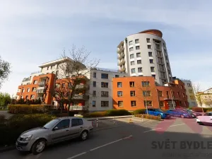 Pronájem bytu 3+kk, Praha - Záběhlice, Mattioliho, 81 m2
