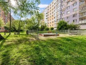Pronájem bytu 2+1, Praha - Kamýk, Zárubova, 61 m2