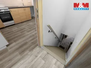 Pronájem bytu 2+1, Velvary, Chržínská, 78 m2