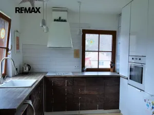 Prodej rodinného domu, Srbsko, Nad Kapličkou, 131 m2
