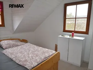 Prodej rodinného domu, Srbsko, Nad Kapličkou, 131 m2