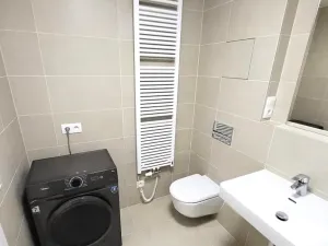 Pronájem bytu 1+kk, Praha - Hlubočepy, Benešova, 38 m2