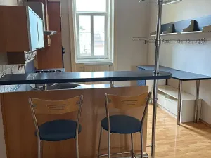 Pronájem bytu 2+1, Brno, Štefánikova, 75 m2