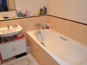 Pronájem bytu 1+kk, Praha - Hostivař, Bratislavská, 36 m2