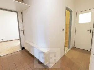 Pronájem bytu 2+1, Praha - Modřany, Klostermannova, 55 m2