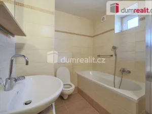 Pronájem bytu 4+1, Praha - Březiněves, Na hlavní, 96 m2