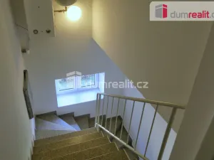 Pronájem bytu 4+1, Praha - Březiněves, Na hlavní, 96 m2