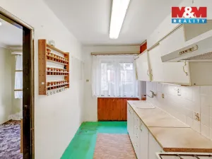 Prodej bytu 3+1, Králův Dvůr, Pod Hájem, 63 m2