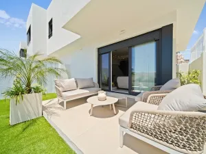 Prodej vily, Mijas, Španělsko, Avenida Sierra de las Nieves, 117 m2