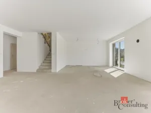 Prodej bytu 1+kk, Mladé Buky - Hertvíkovice, 58 m2