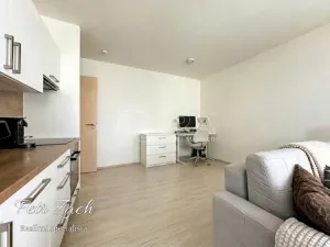Pronájem bytu 2+kk, Olomouc, Eduarda Hamburgera, 58 m2
