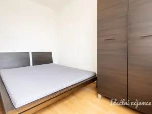 Pronájem bytu 1+kk, Praha - Záběhlice, Ve slatinách, 30 m2